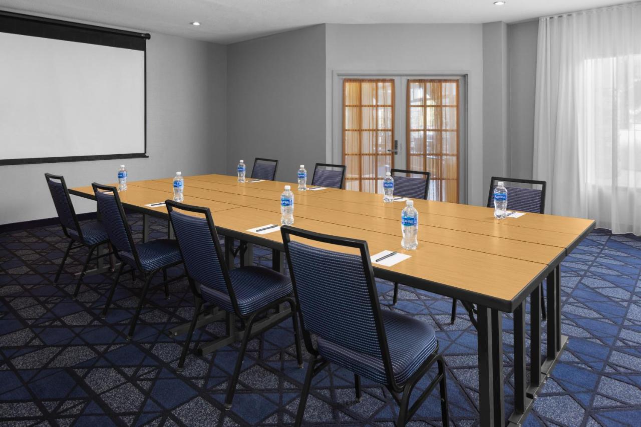 Courtyard By Marriott San Diego Rancho Bernardo Екстериор снимка