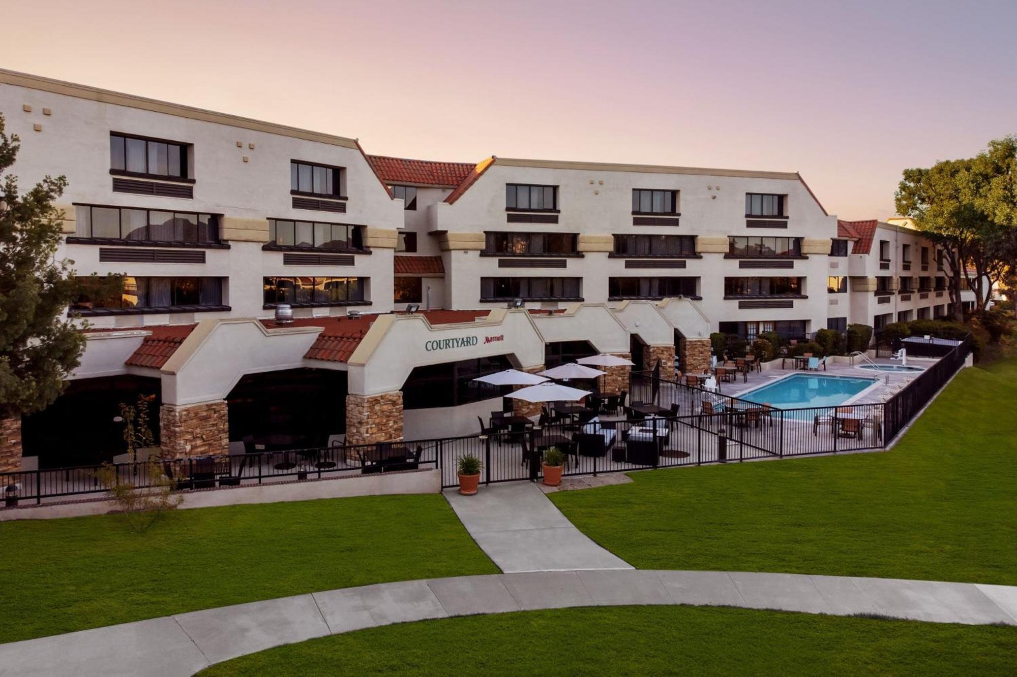 Courtyard By Marriott San Diego Rancho Bernardo Екстериор снимка
