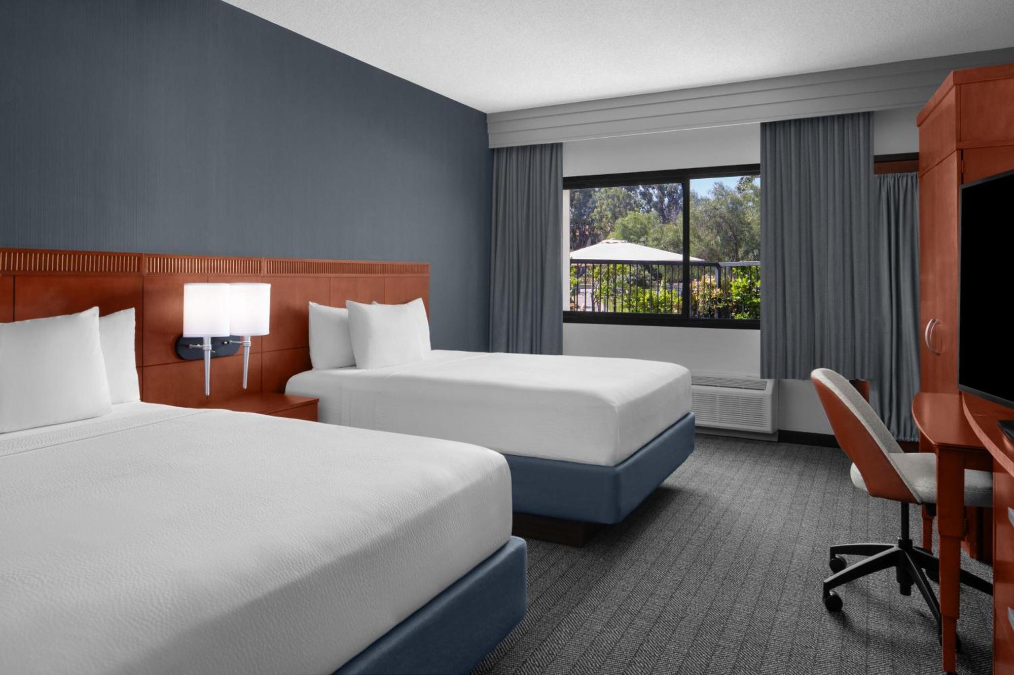 Courtyard By Marriott San Diego Rancho Bernardo Екстериор снимка