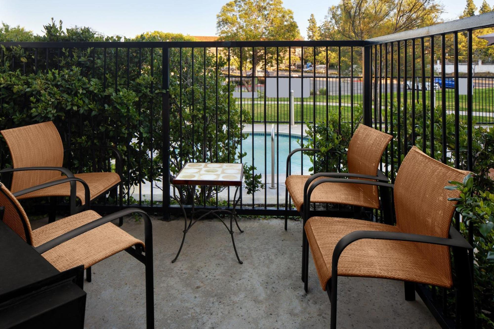 Courtyard By Marriott San Diego Rancho Bernardo Екстериор снимка